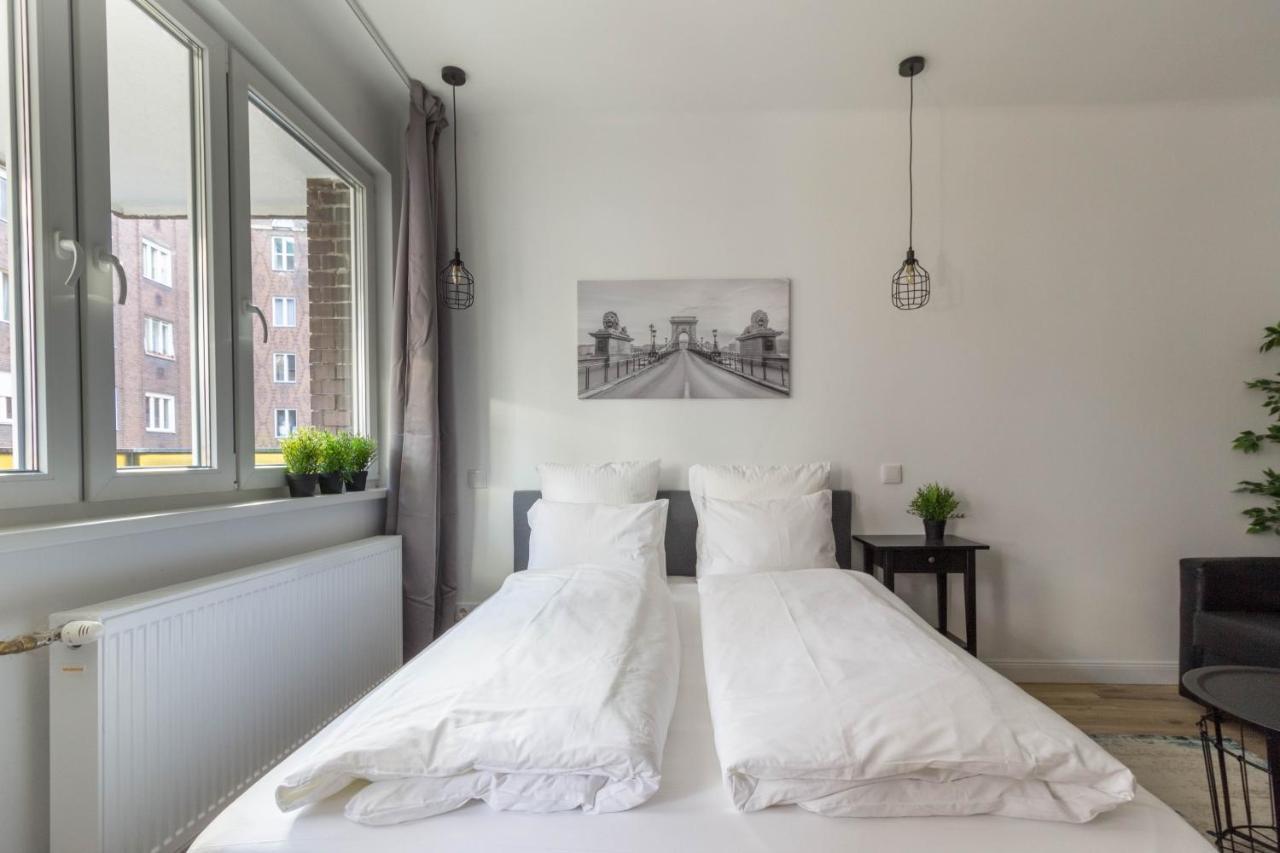 Standard Apartment By Hi5 - Madach Budapest Ngoại thất bức ảnh